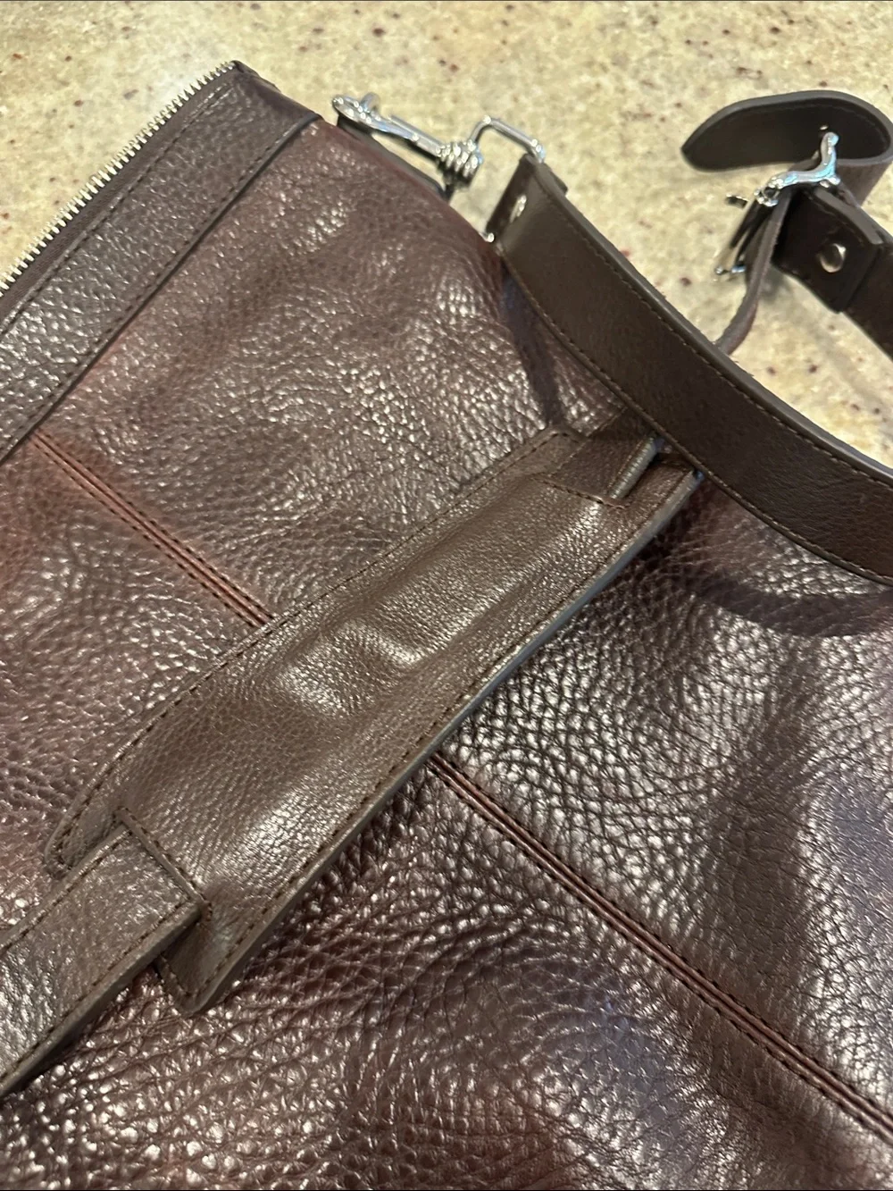 Massimo Dutti cross body shoulder bag - leather - chocolate brown w dust bag NWT